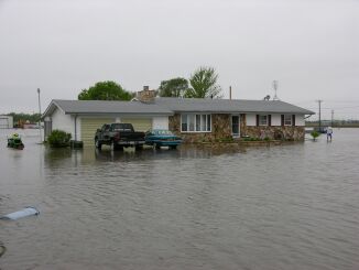 2005 May 11 Wood_River Picture 1