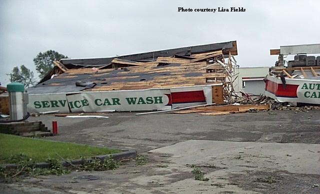 Peru tornado damage May 30, 2004